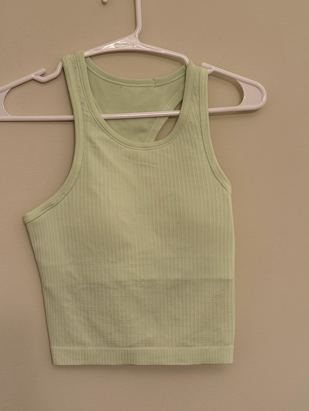 Lululemon Ebb to Street Crop Tank size 4